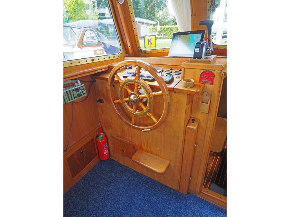 Steuerhaus, Innenausstattung